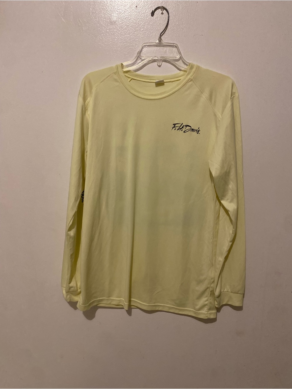 PARAGON Long-Sleeve Crew in Pale Yellow